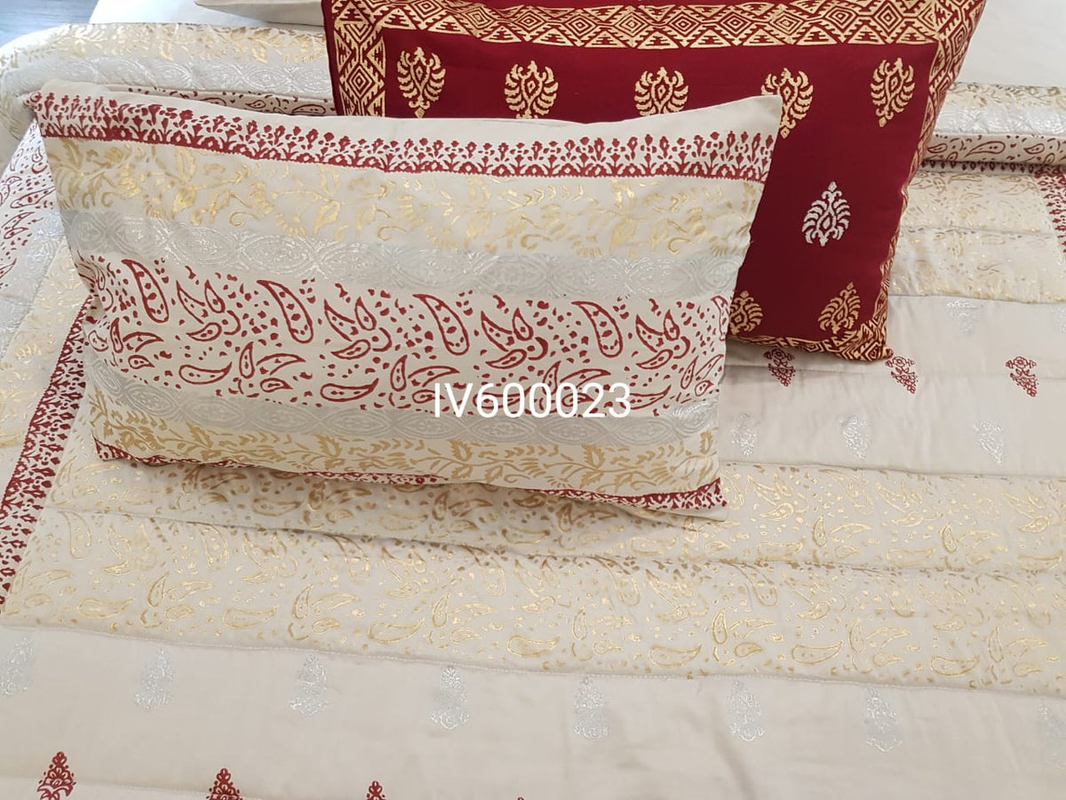 The Crimson &amp; Ivory Regal Heritage Bridal Set