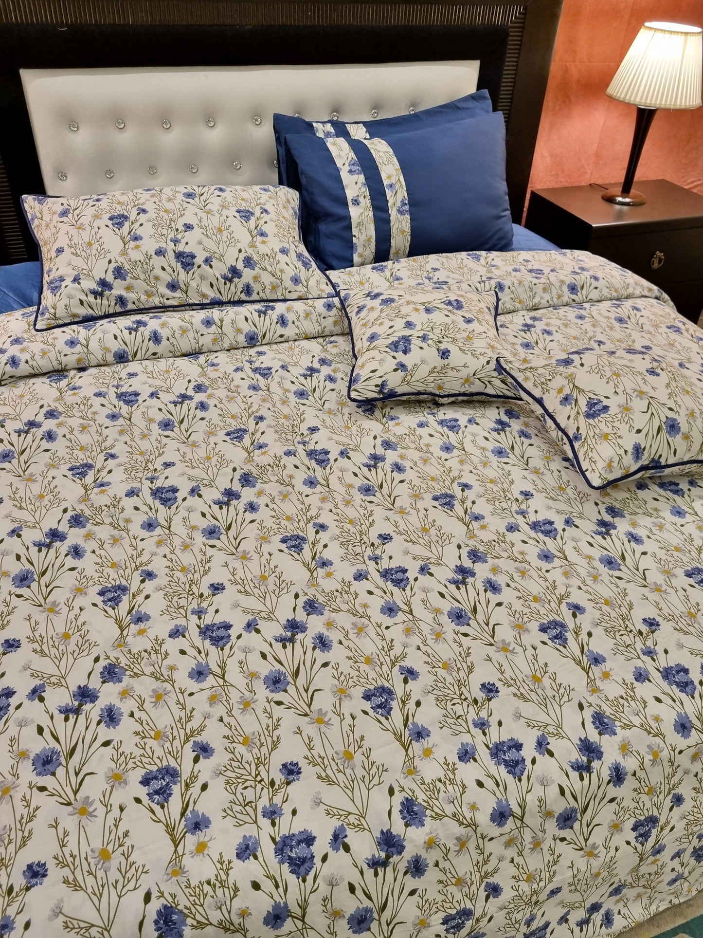 IV438 Luxury Cotton Satin Comforter Set - Light Filling