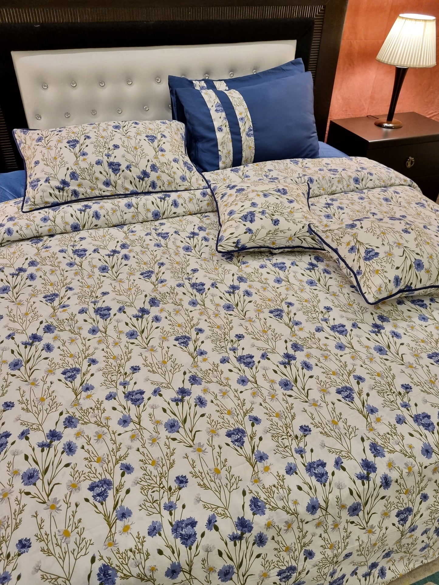 IV438 Luxury Cotton Satin Comforter Set - Light Filling