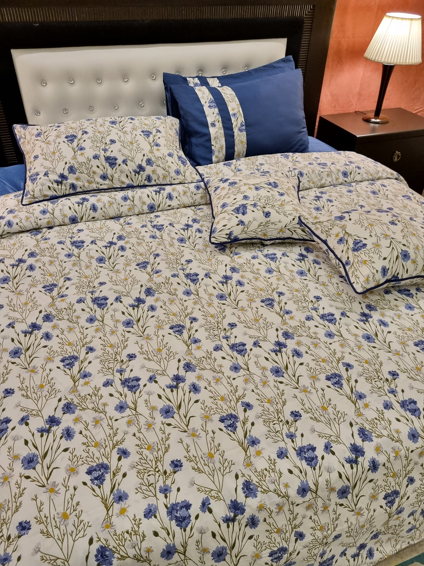 IV438 Luxury Cotton Satin Comforter Set - Light Filling