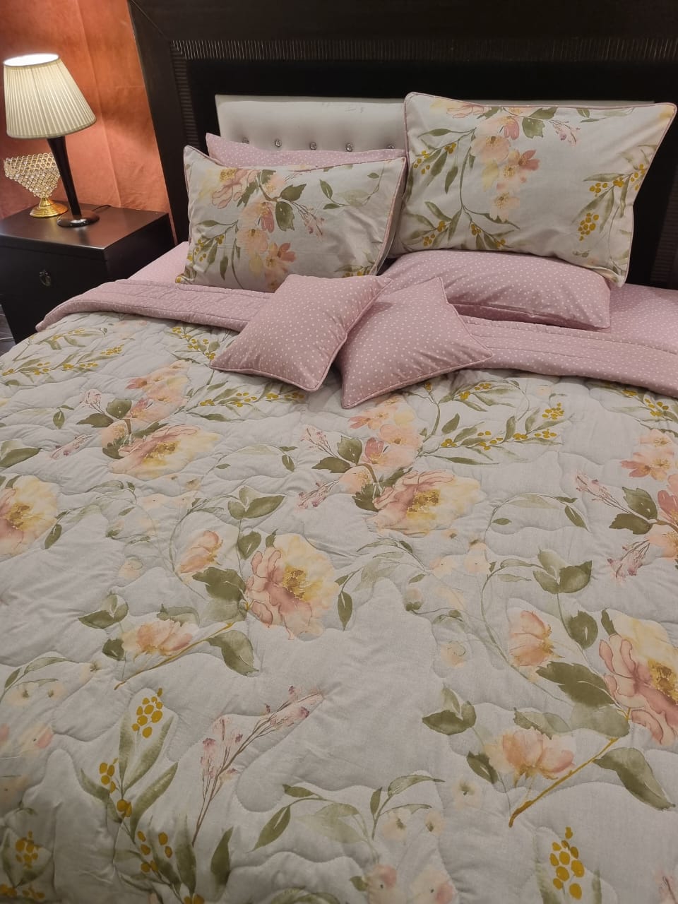 IV687 Cotton Comforter Set - Light Filling