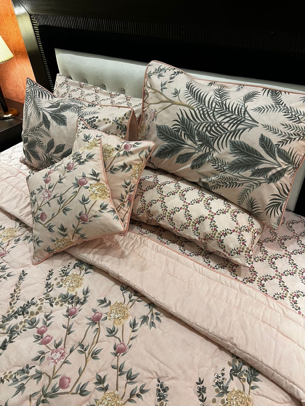 IV683 Cotton Comforter Set - Light Filling