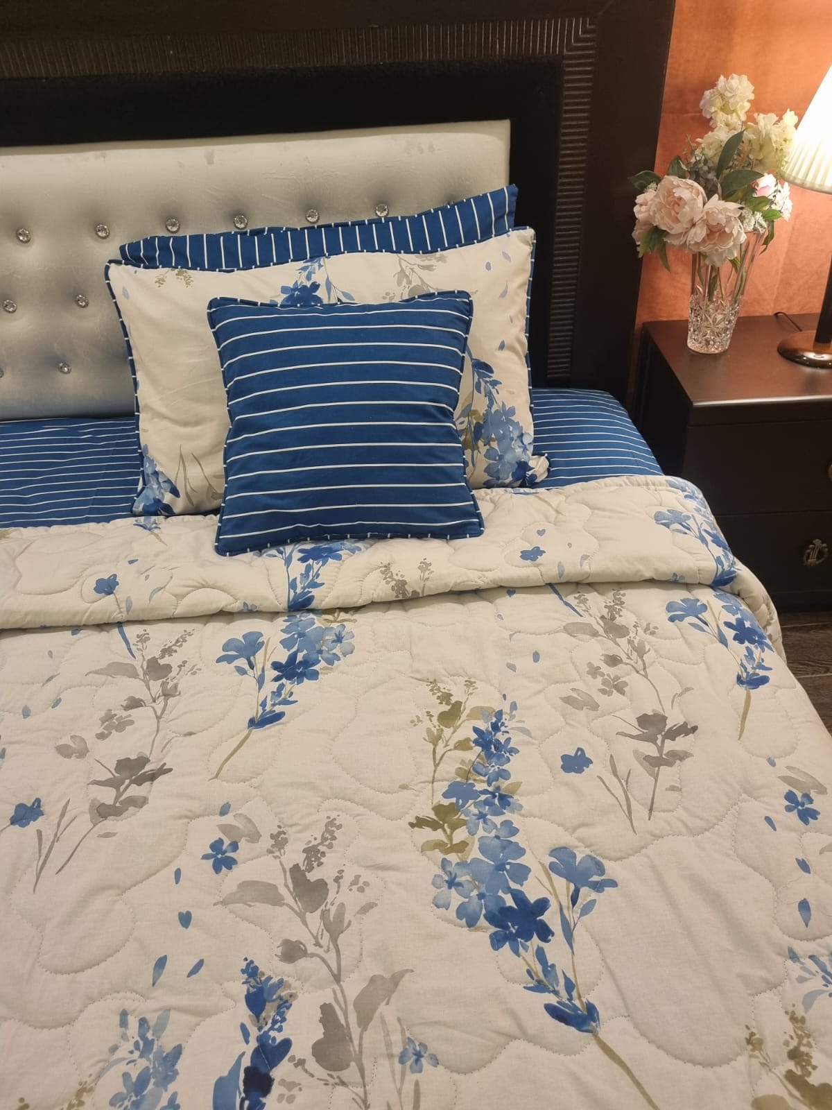 IV684 Cotton Comforter Set - Light Filling