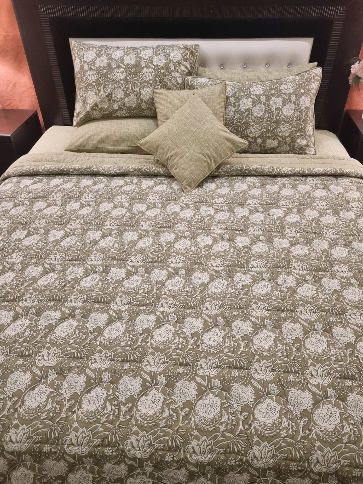 IV688 Cotton Comforter Set - Light Filling