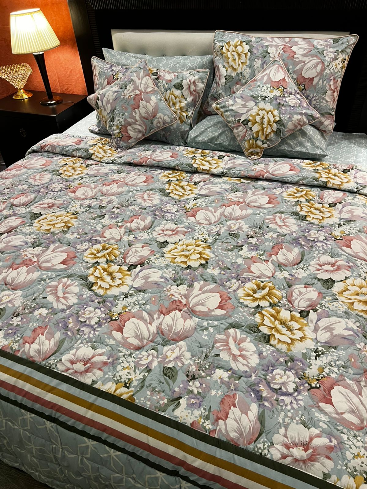 IV680 Cotton Comforter Set - Light Filling
