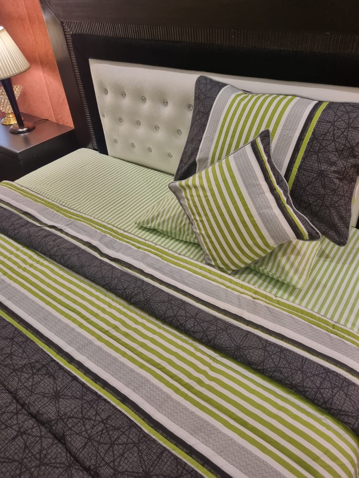 IV685 Cotton Comforter Set - Light Filling