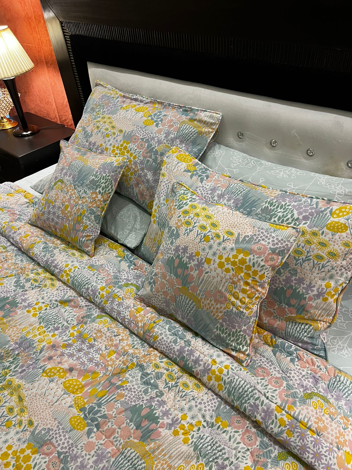 IV673 Cotton Comforter Set - Light Filling