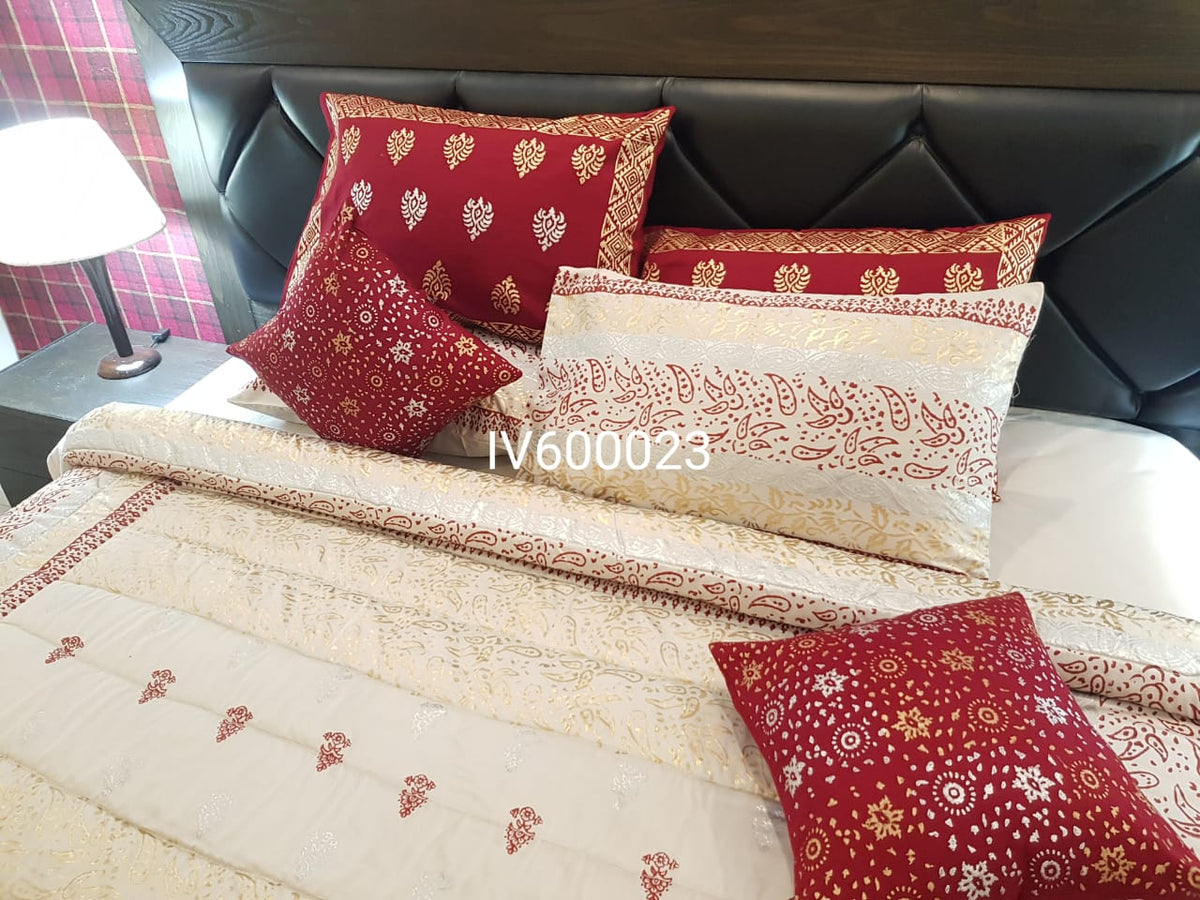 The Crimson &amp; Ivory Regal Heritage Bridal Set
