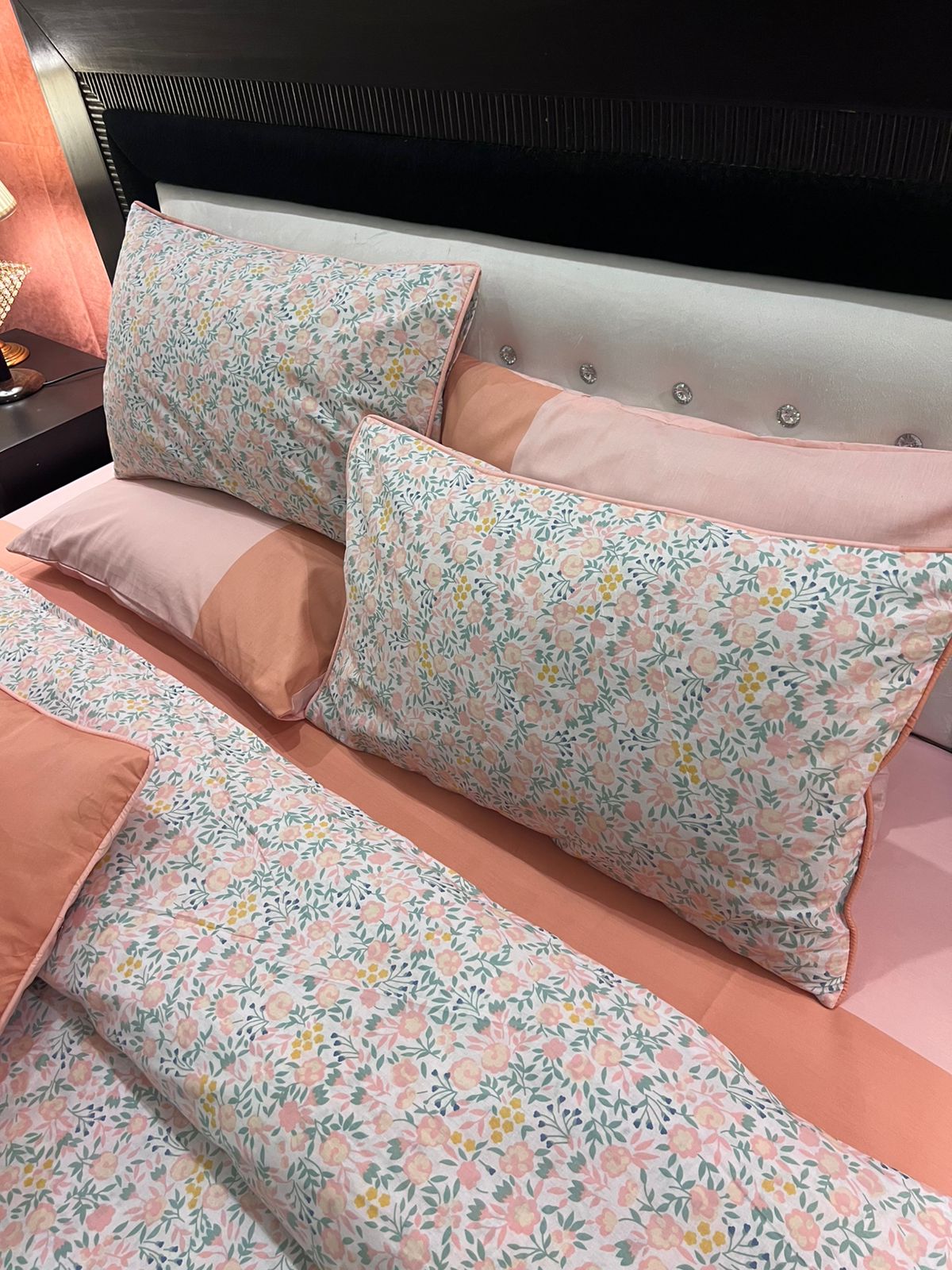 IV698 Cotton Comforter Set - Light Filling