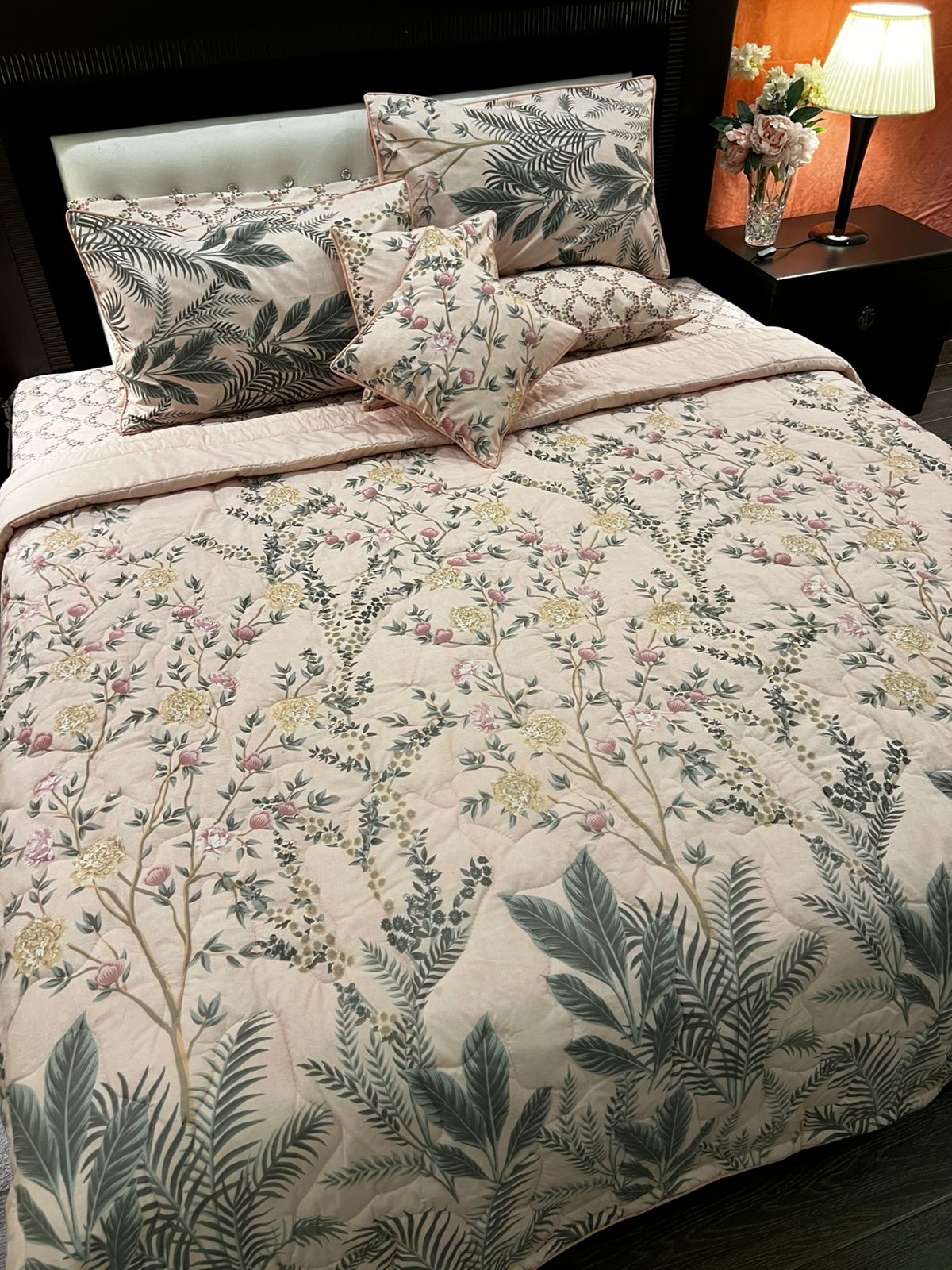 IV683 Cotton Comforter Set - Light Filling