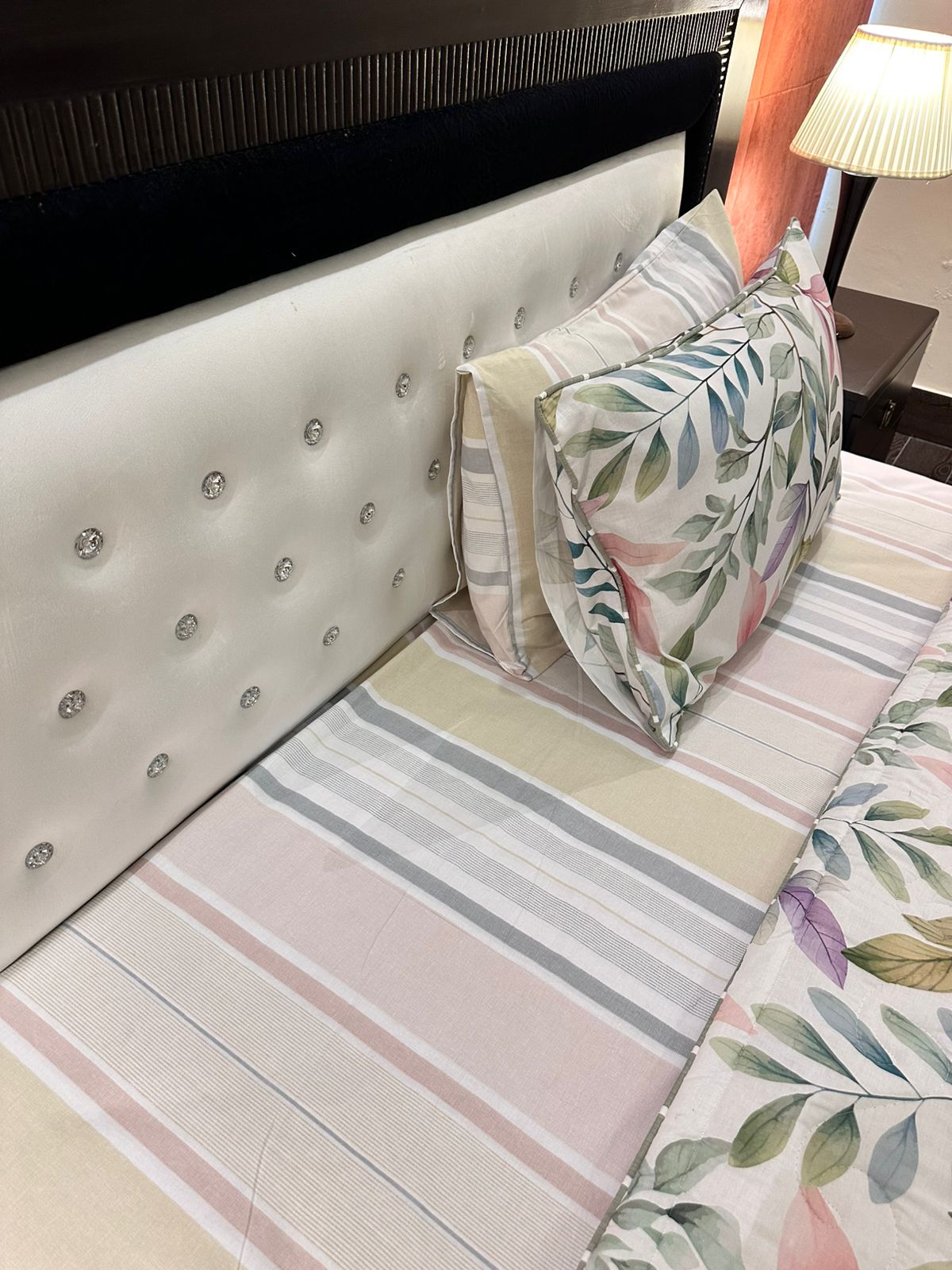 IV534 Cotton Comforter Set - Light Filling