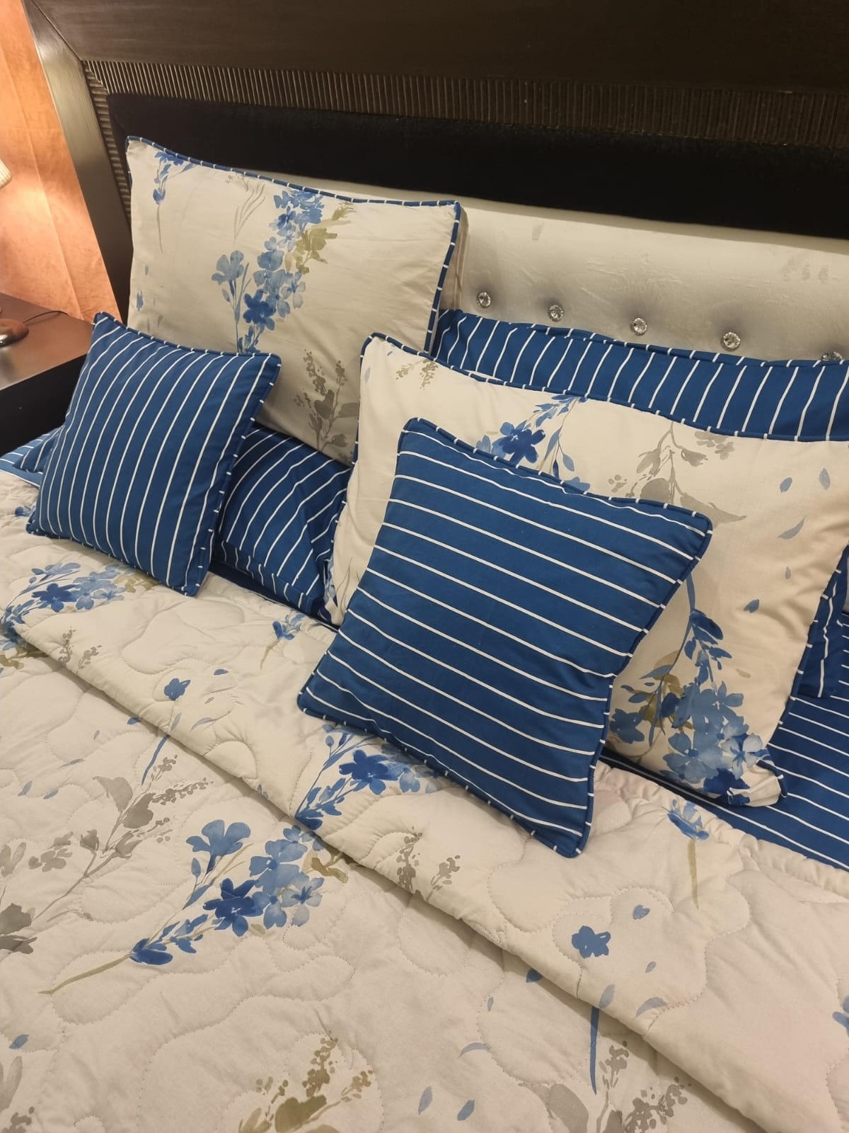 IV684 Cotton Comforter Set - Light Filling