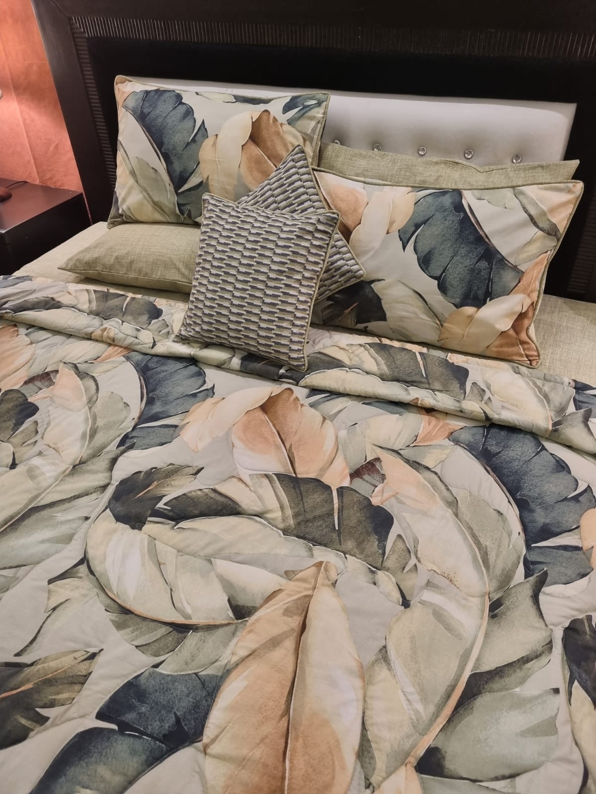 IV686 Cotton Duvet Cover Set - Without Filling