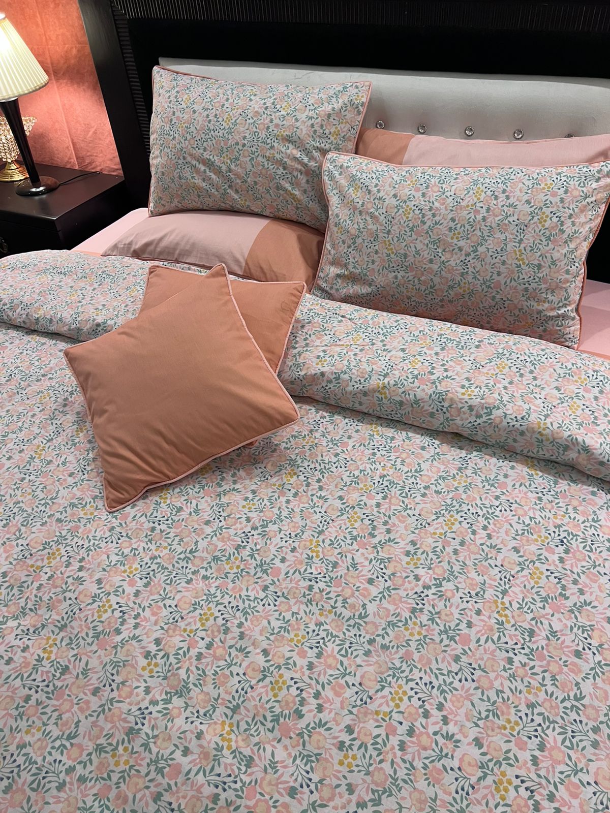IV698 Cotton Comforter Set - Light Filling