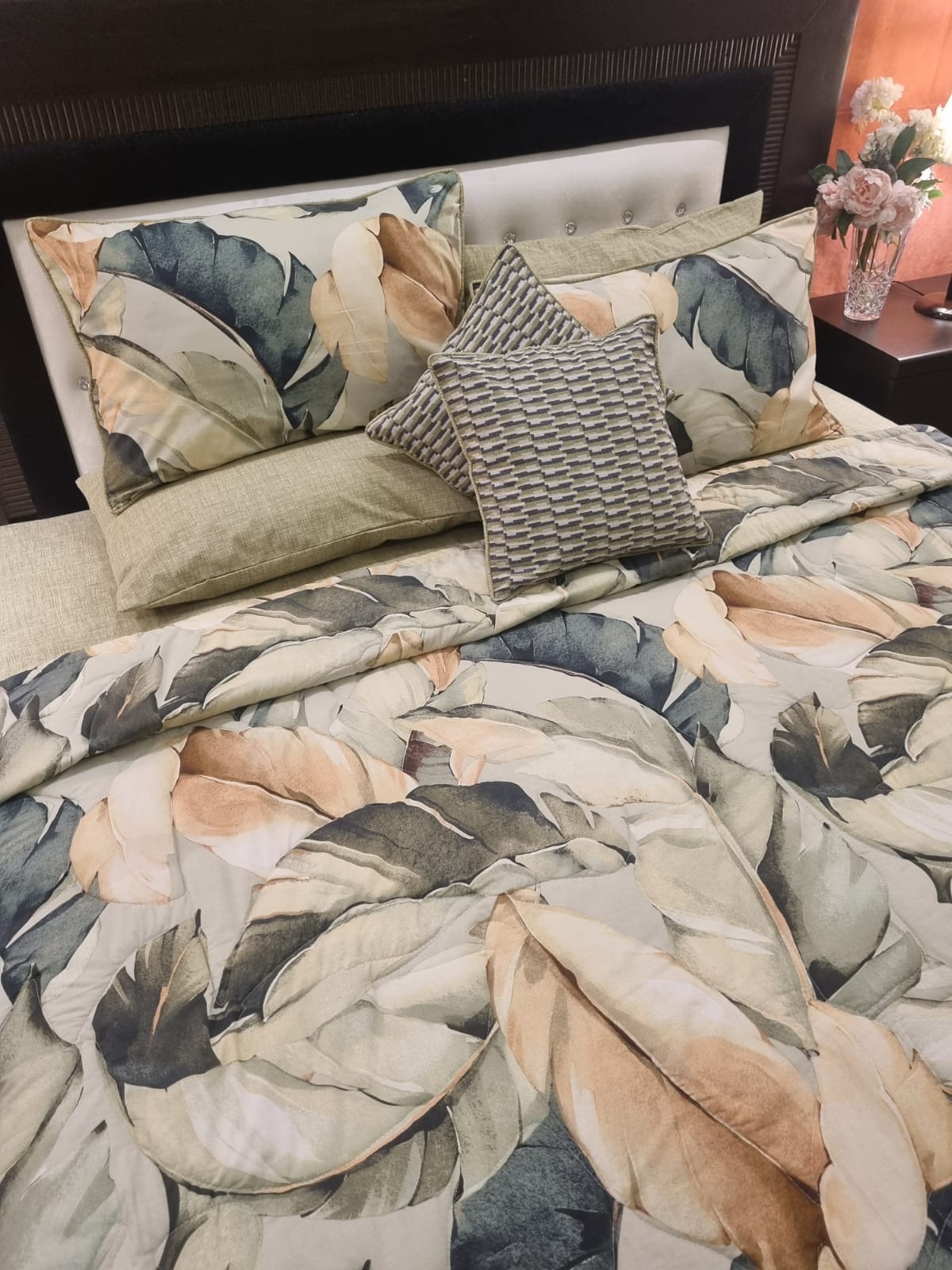 IV686 Cotton Comforter Set - Light Filling