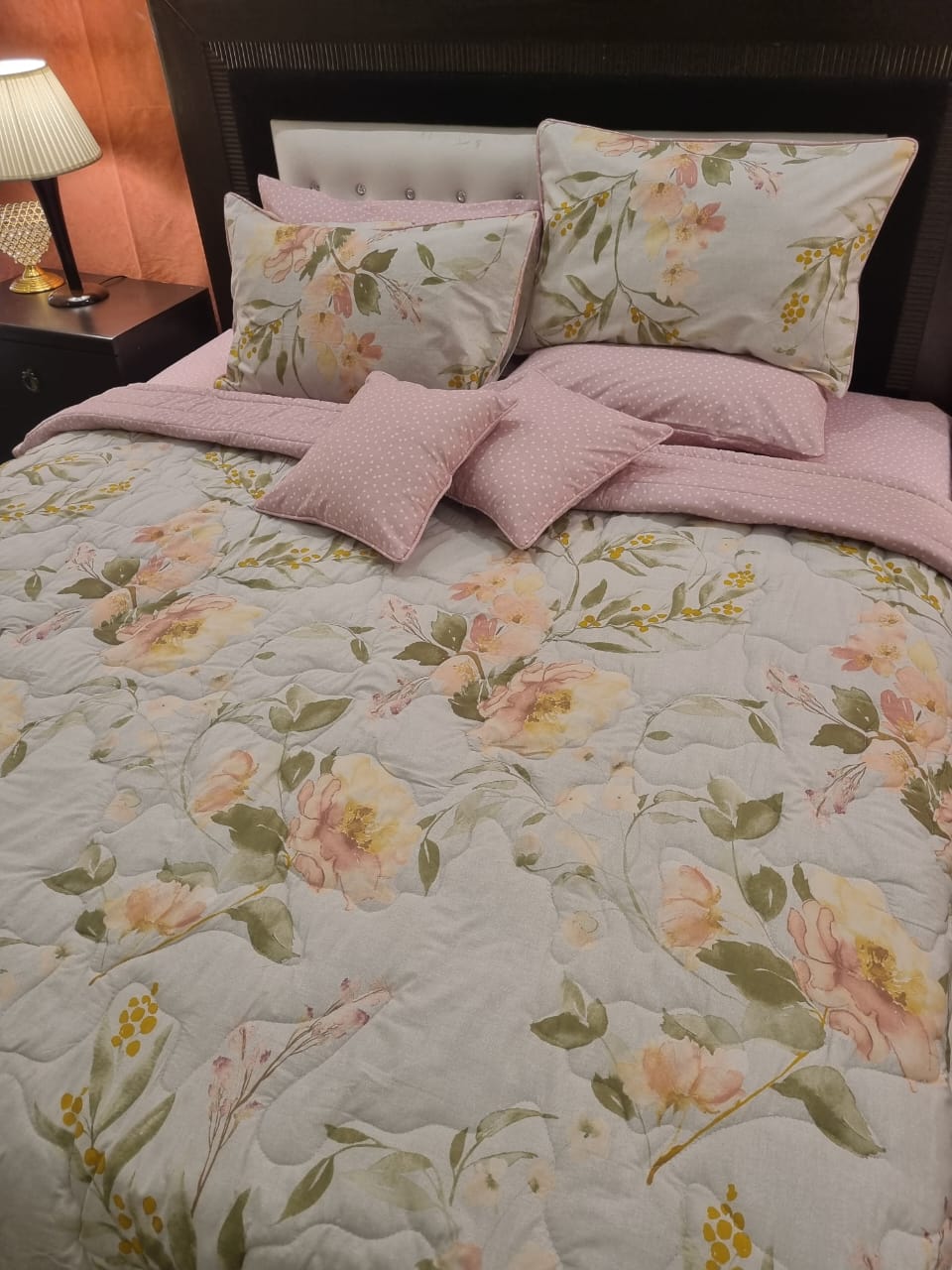 IV687 Cotton Comforter Set - Light Filling
