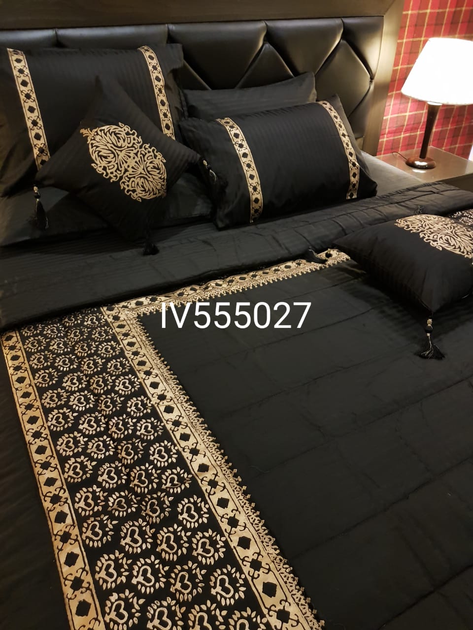The Black Velvet Empress Bridal Set