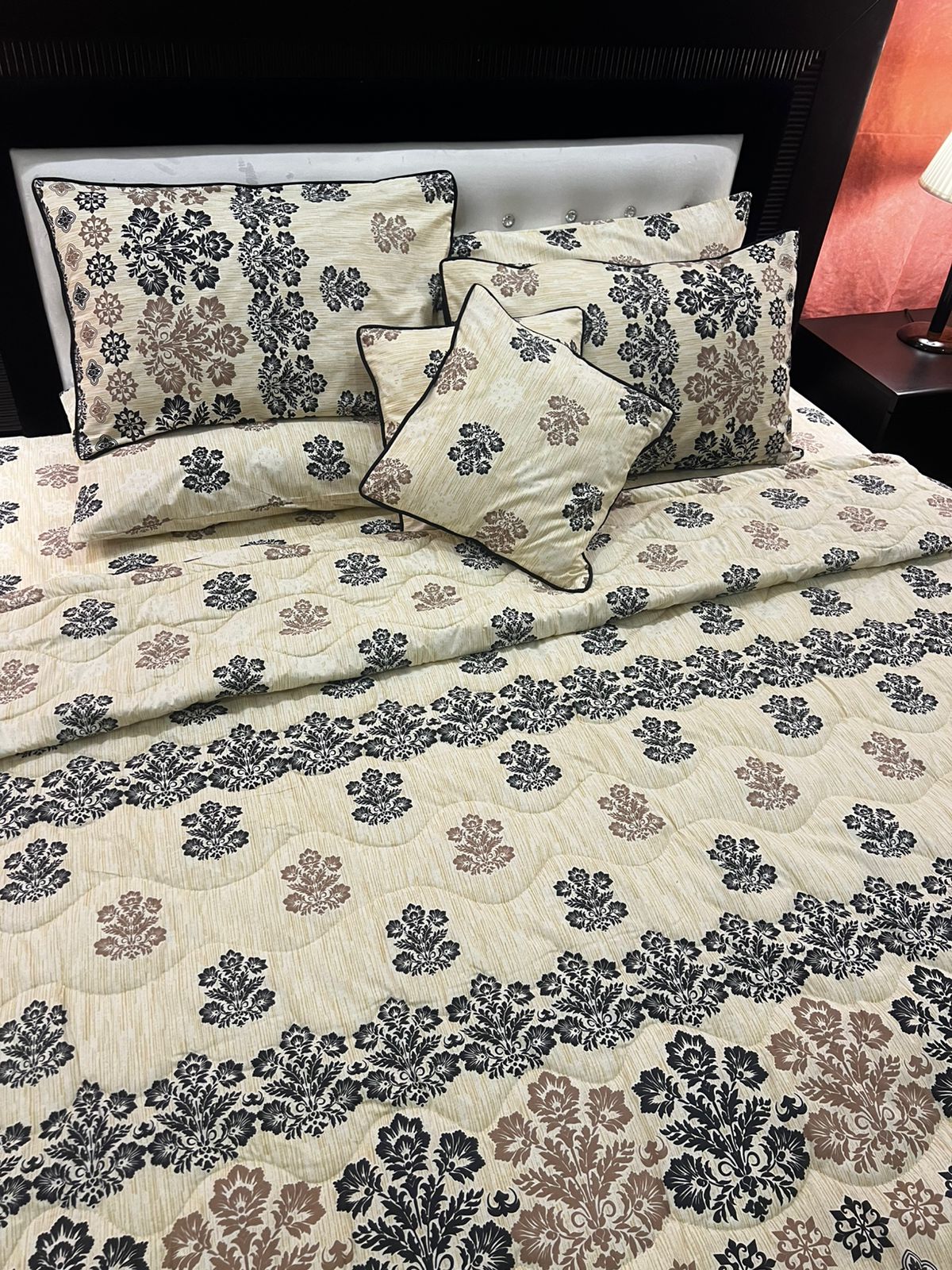 IV647 Cotton Comforter Set - Light Filling