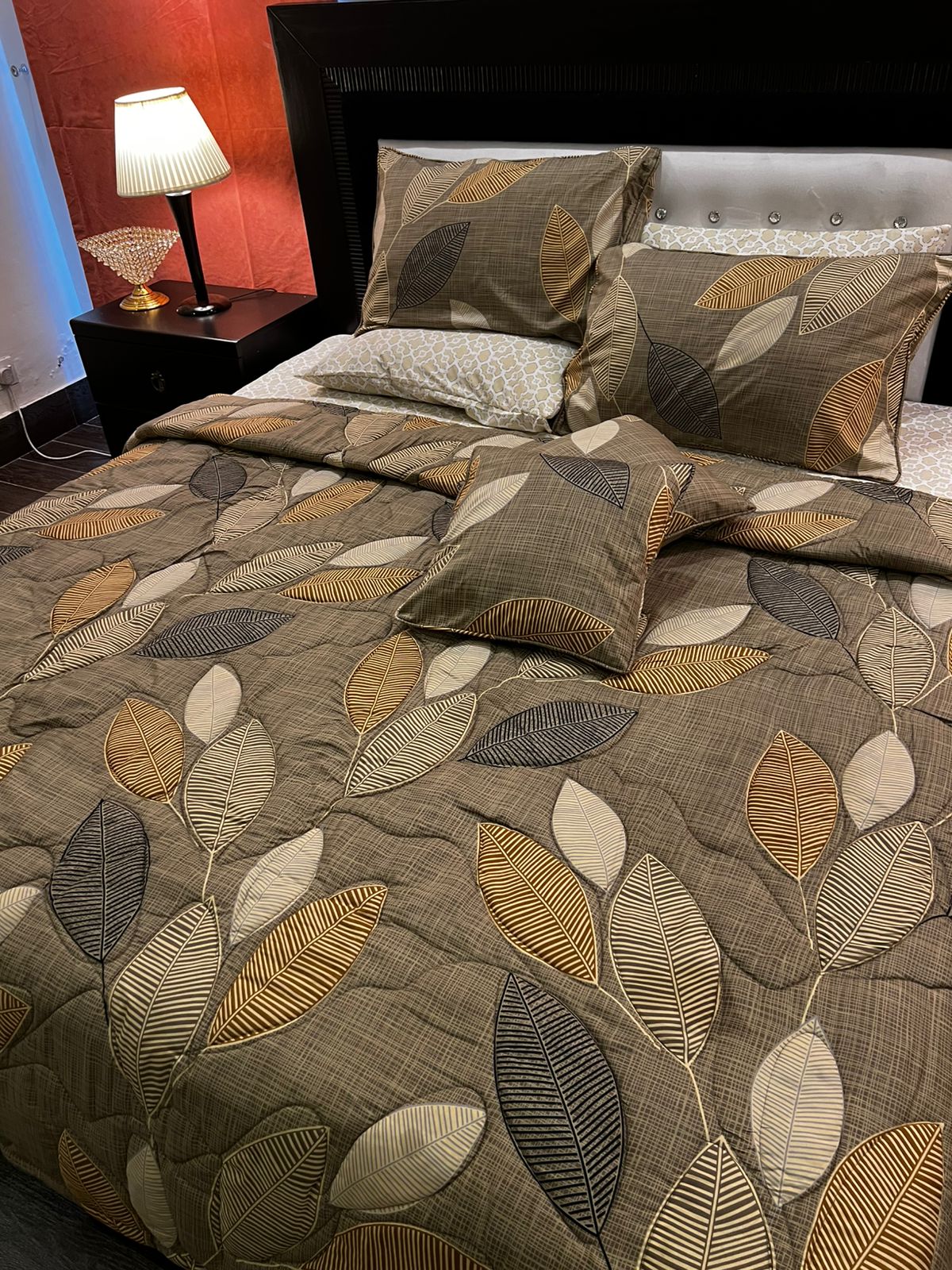IV676 Cotton Comforter Set - Light Filling