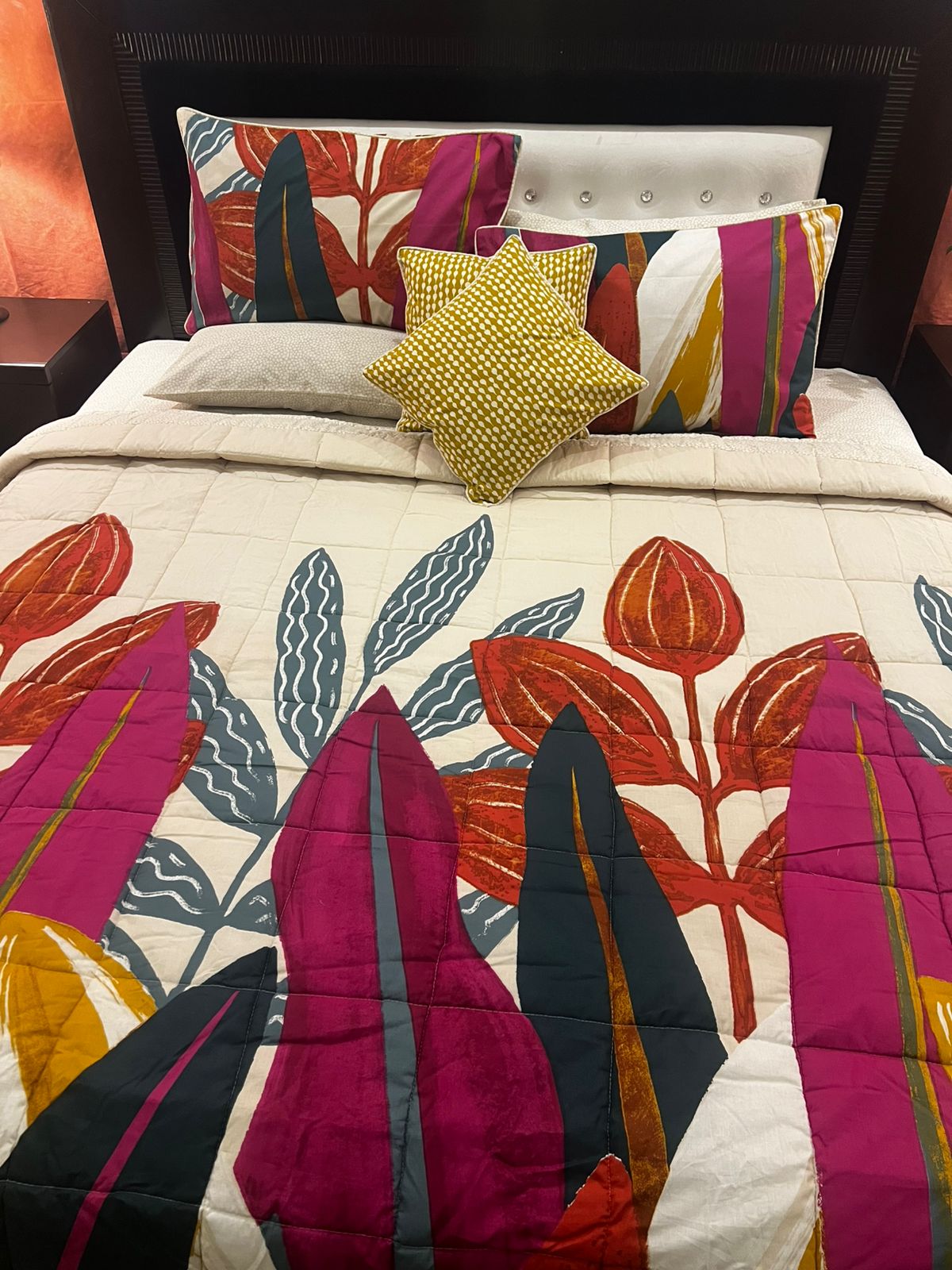 IV637 Cotton Comforter Set - Light Filling