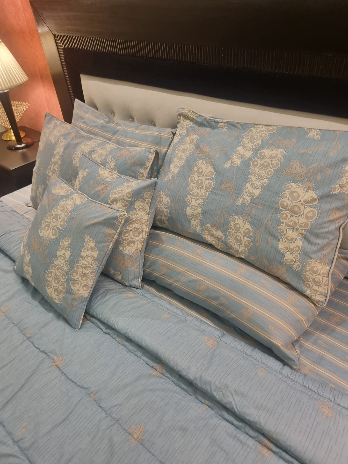 IV677 Cotton Comforter Set - Light Filling