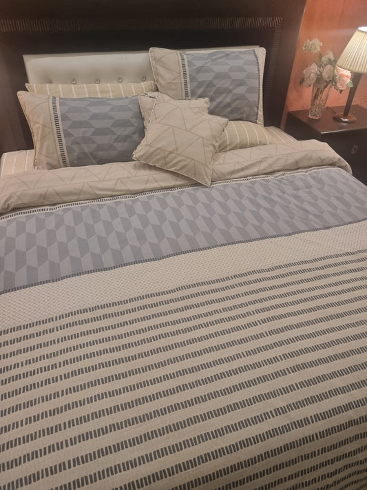 IV693 Winter Comforter Set