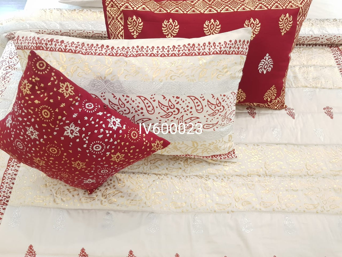 The Crimson &amp; Ivory Regal Heritage Bridal Set