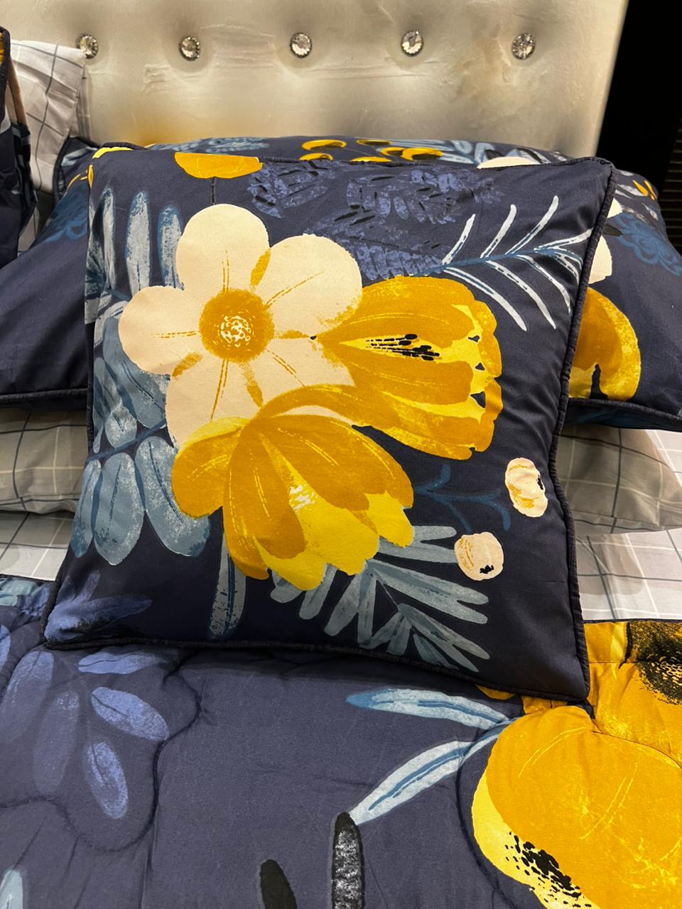 IV674 Cotton Comforter Set - Light Filling