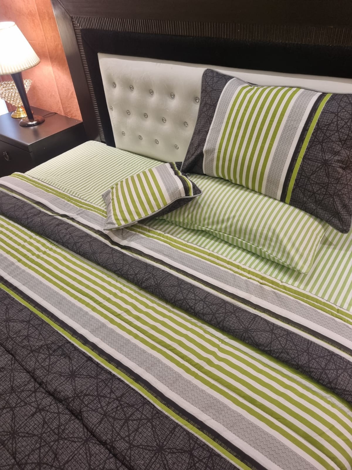 IV685 Cotton Comforter Set - Light Filling