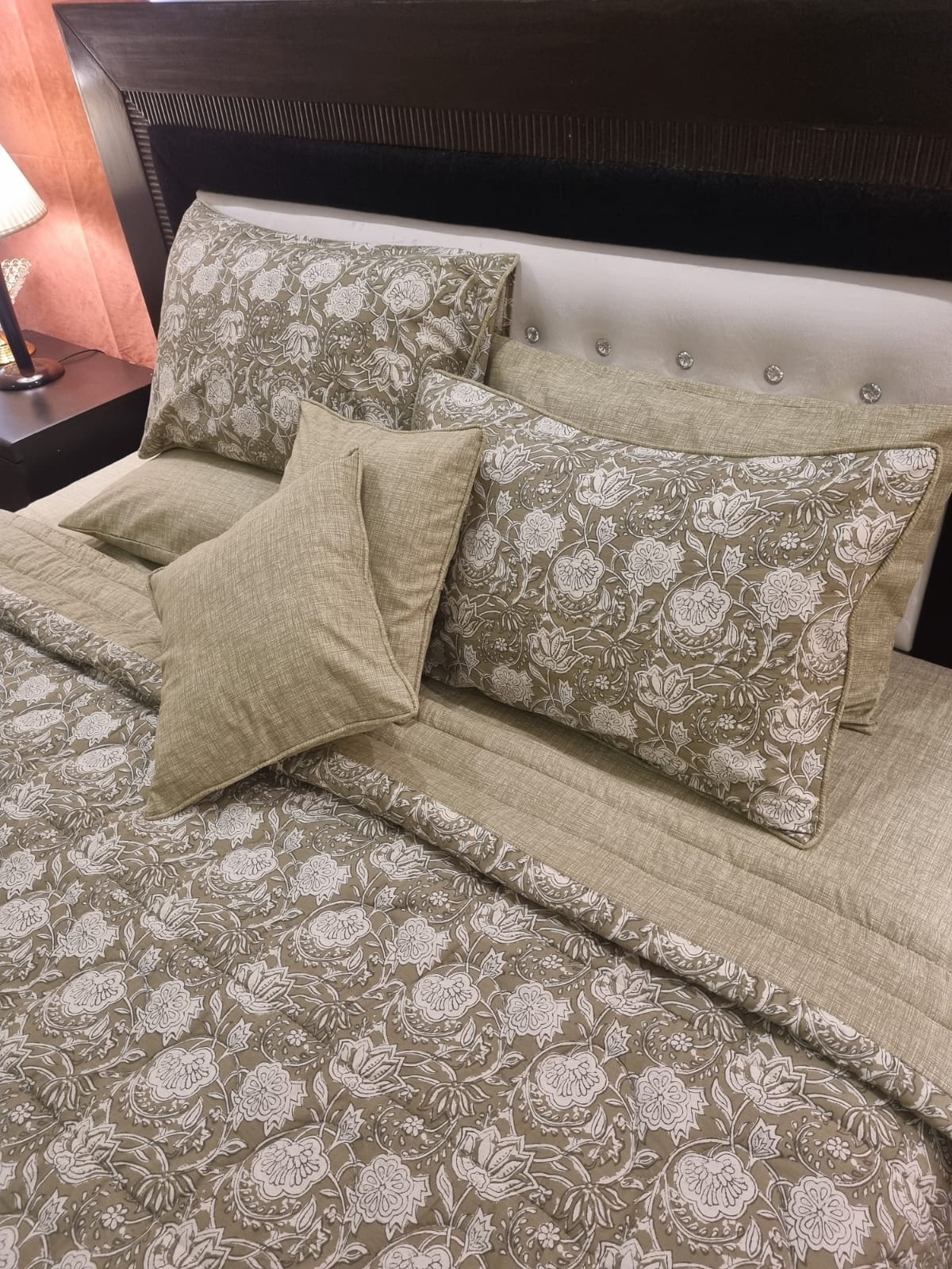 IV688 Cotton Comforter Set - Light Filling