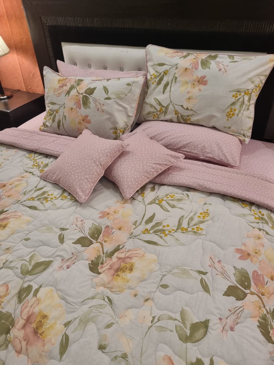 IV687 Cotton Comforter Set - Light Filling