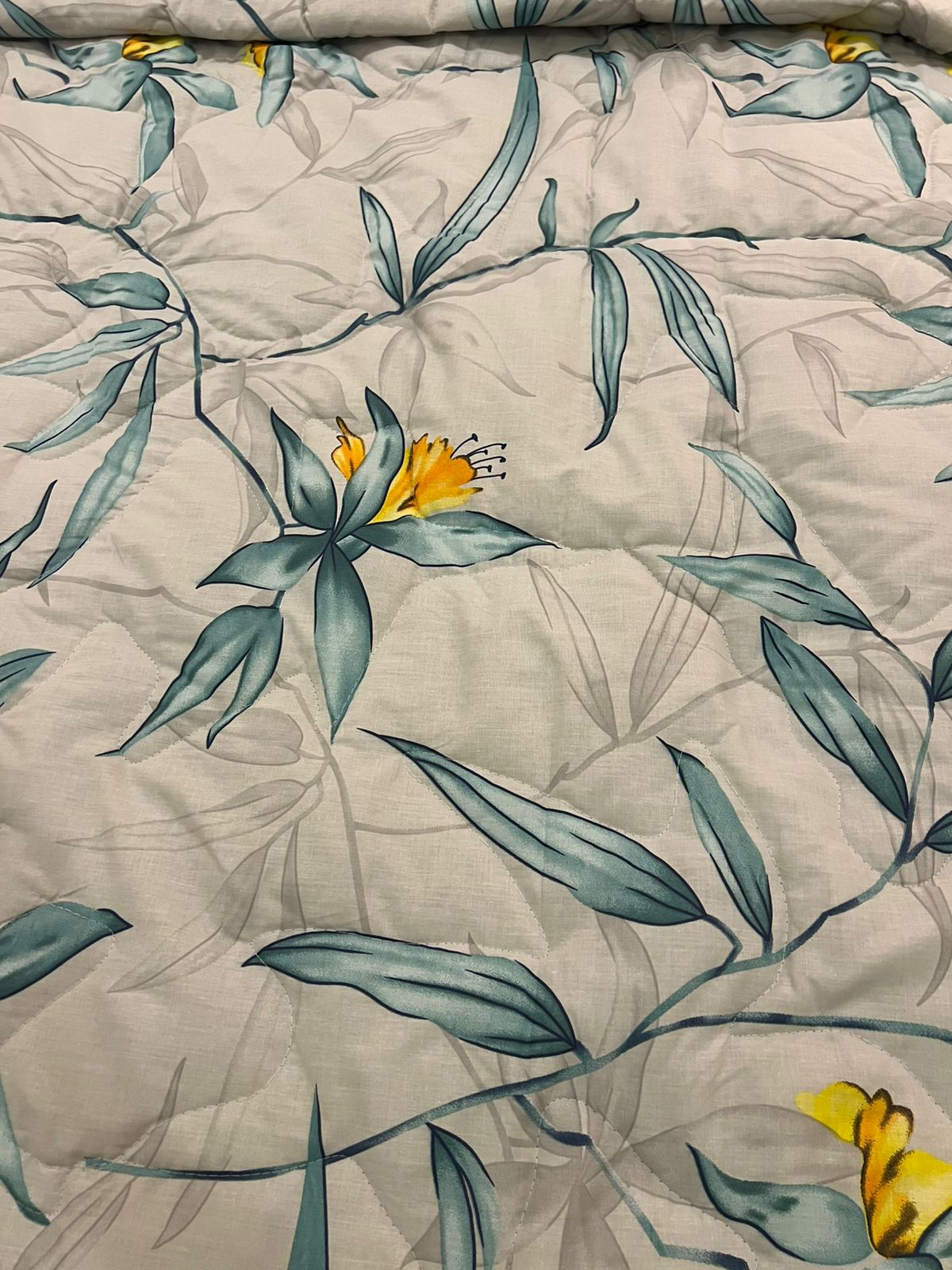 IV632 Cotton Comforter Set - Light Filling