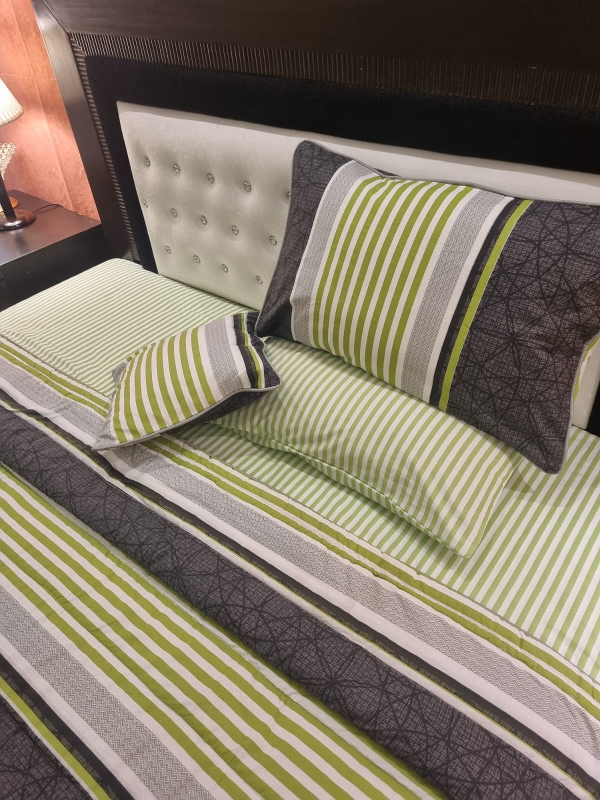 IV685 Cotton Comforter Set - Light Filling