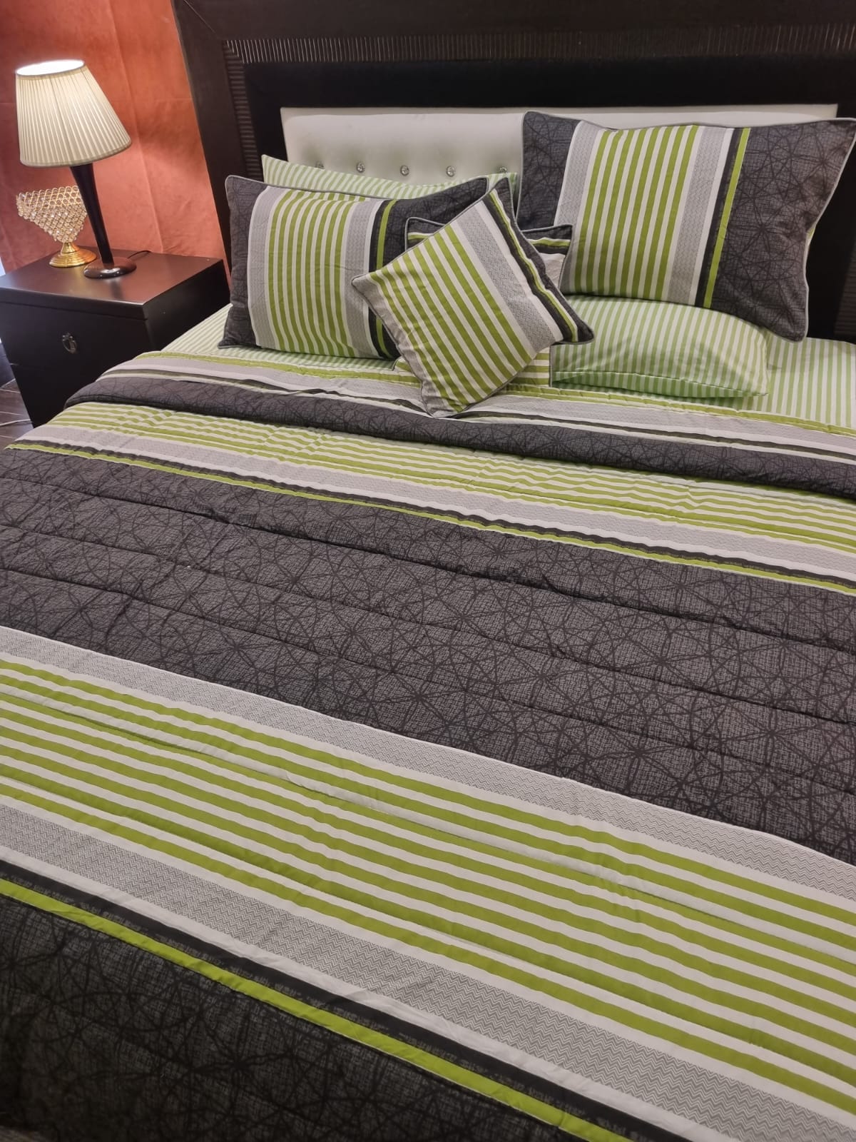 IV685 Cotton Comforter Set - Light Filling