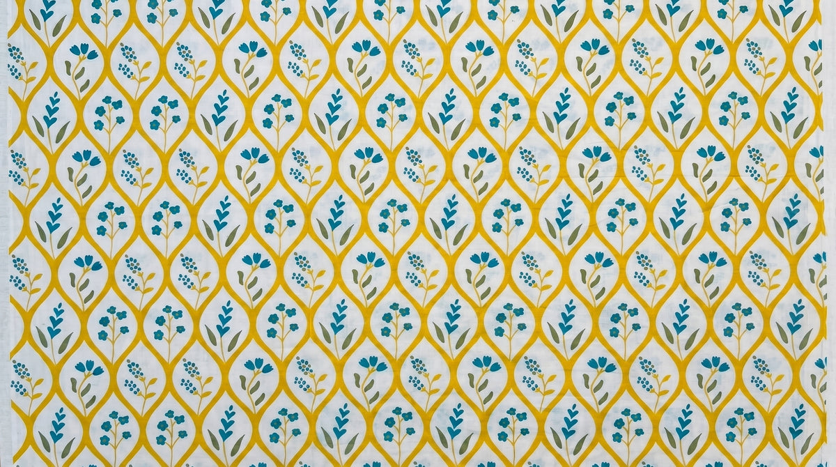 Sunlit Trellis Comforter Set