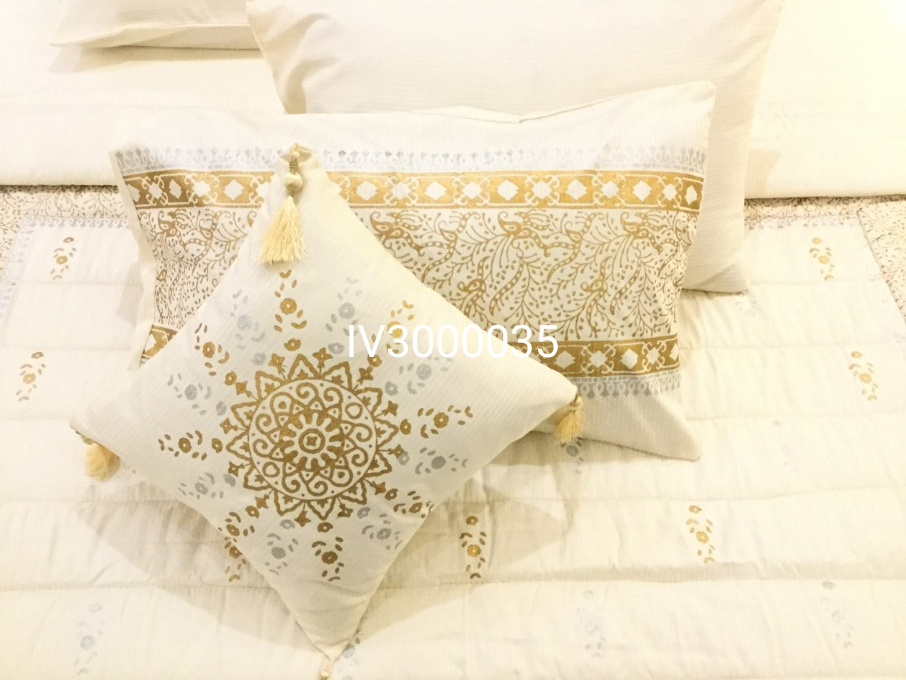 IV3000035 Luxury Block Print Comforter Set - Light Filling