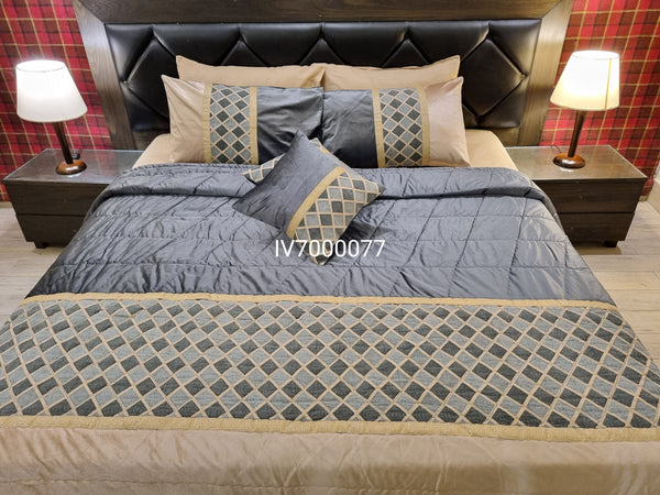 IV7000077 Luxury Bridal Comforter Set - Light filling