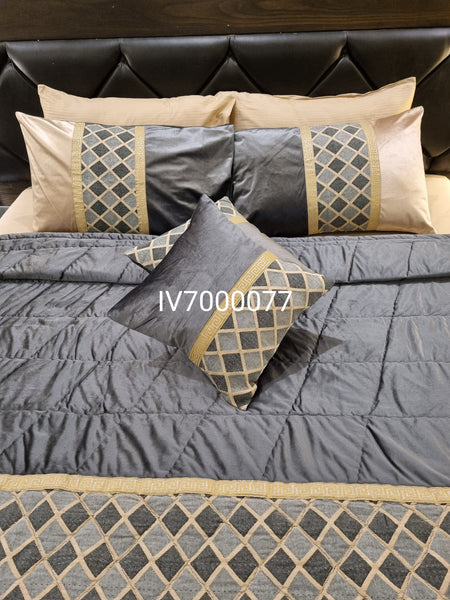 IV7000077 Luxury Bridal Comforter Set - Light filling