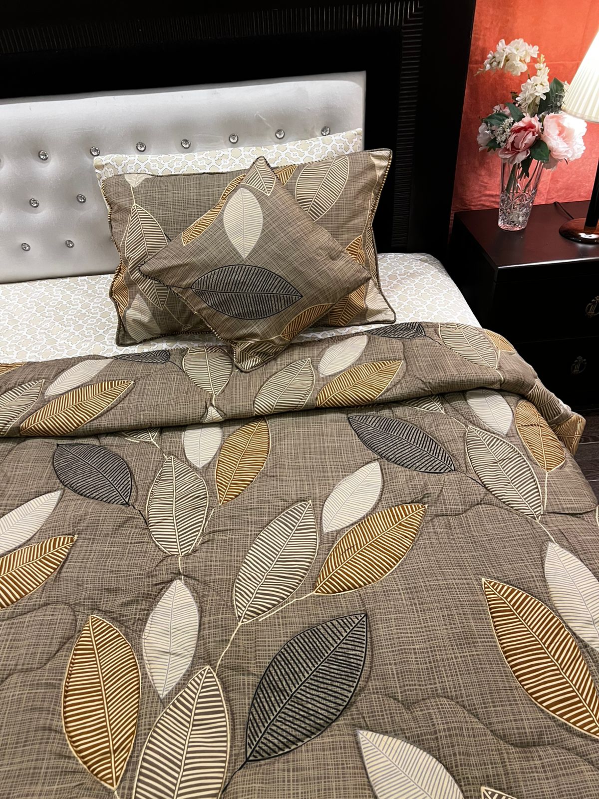 IV676 Cotton Comforter Set - Light Filling