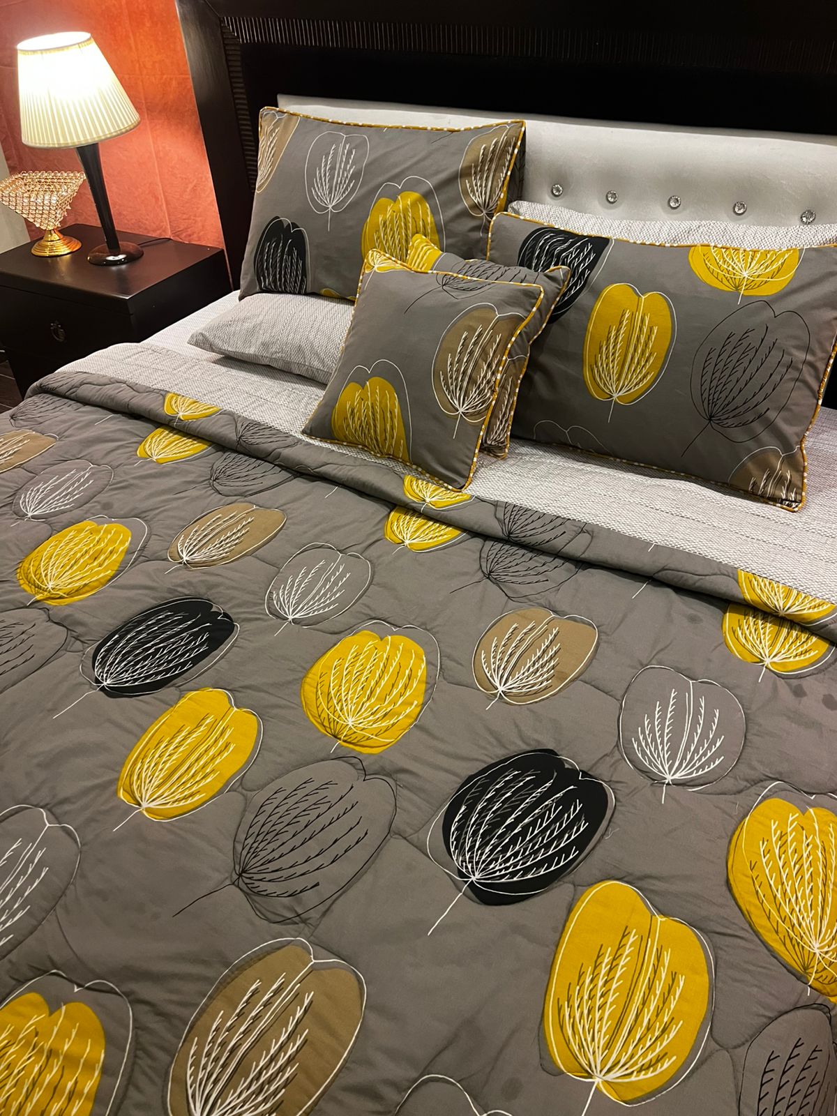 IV651 Cotton Comforter Set - Light Filling