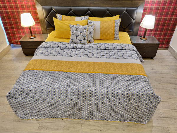 IV130 Comforter Set - Light Filling