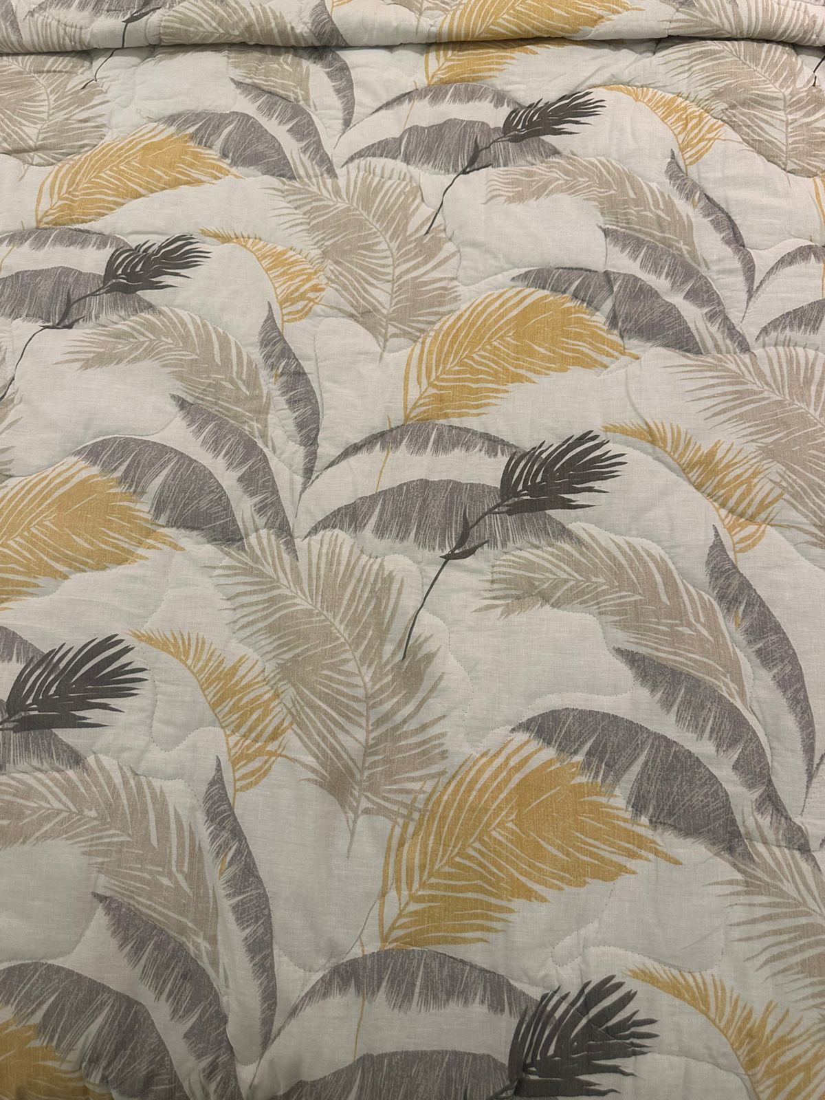 IV590 Cotton Comforter Set - Light Filling