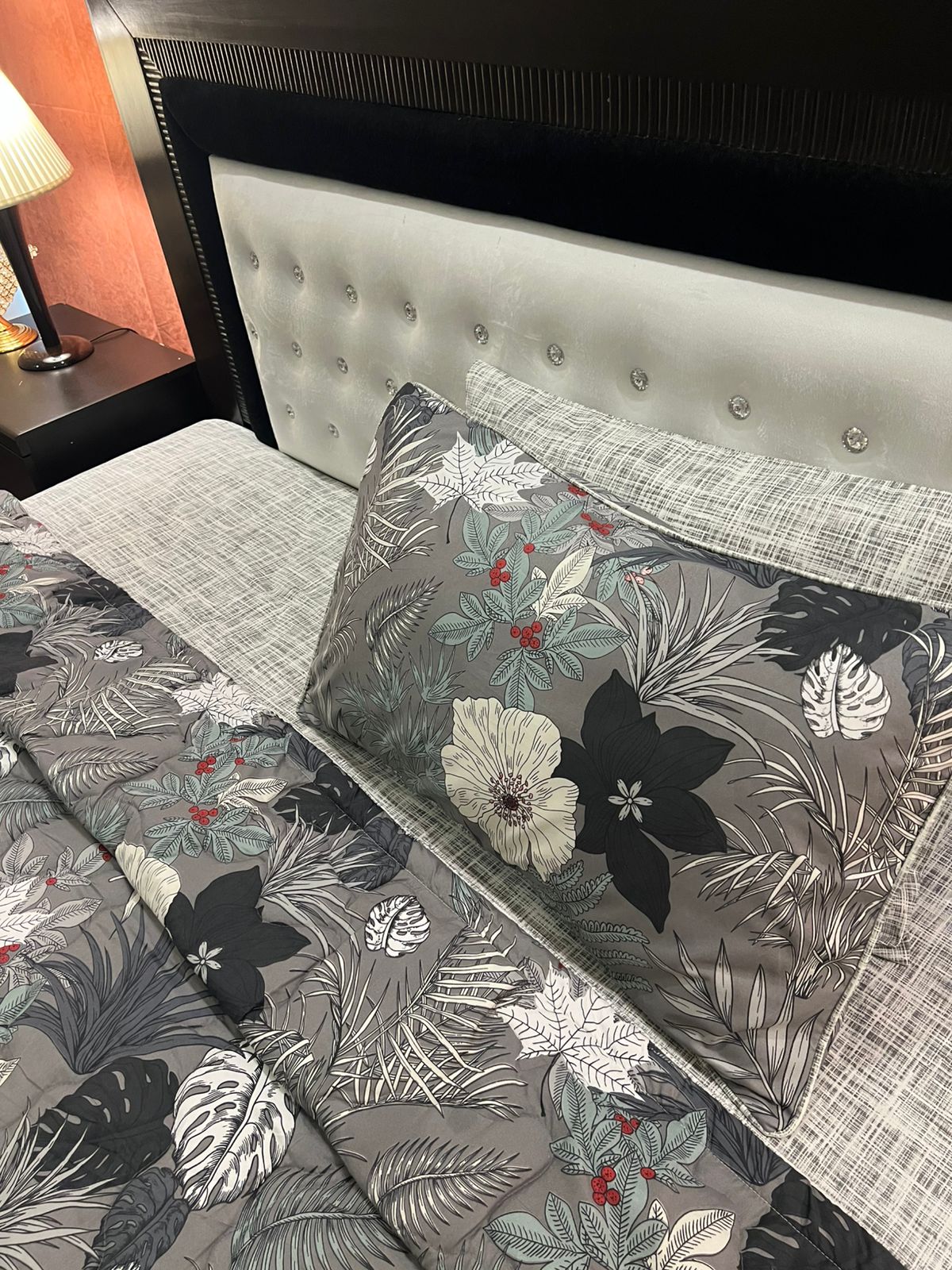 IV630 Cotton Duvet Cover Set - Without Filling