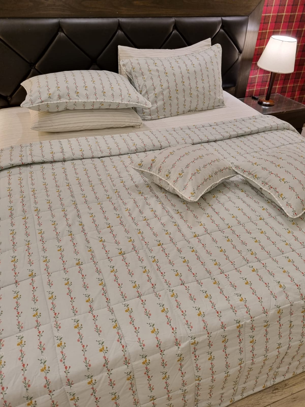 IV347 Cotton Comforter Set - Light Filling