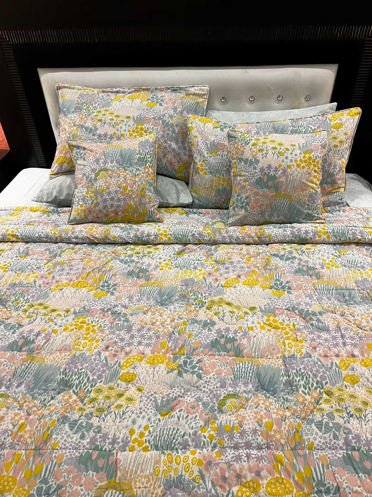 IV673 Cotton Comforter Set - Light Filling
