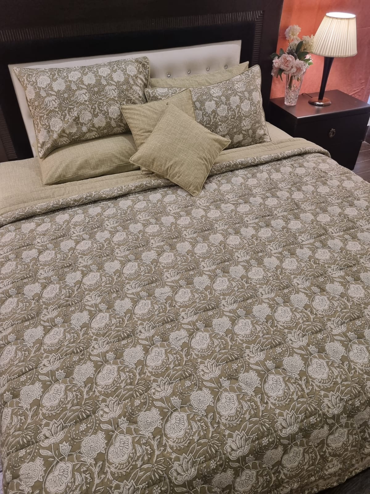 IV688 Cotton Comforter Set - Light Filling