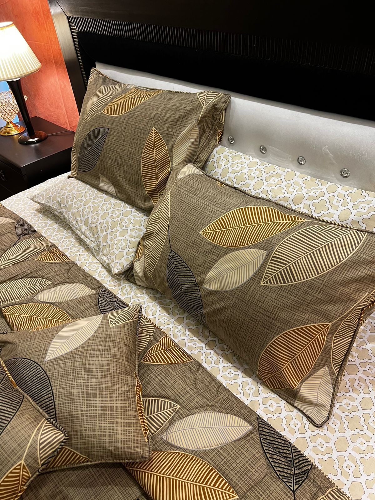 IV676 Cotton Comforter Set - Light Filling