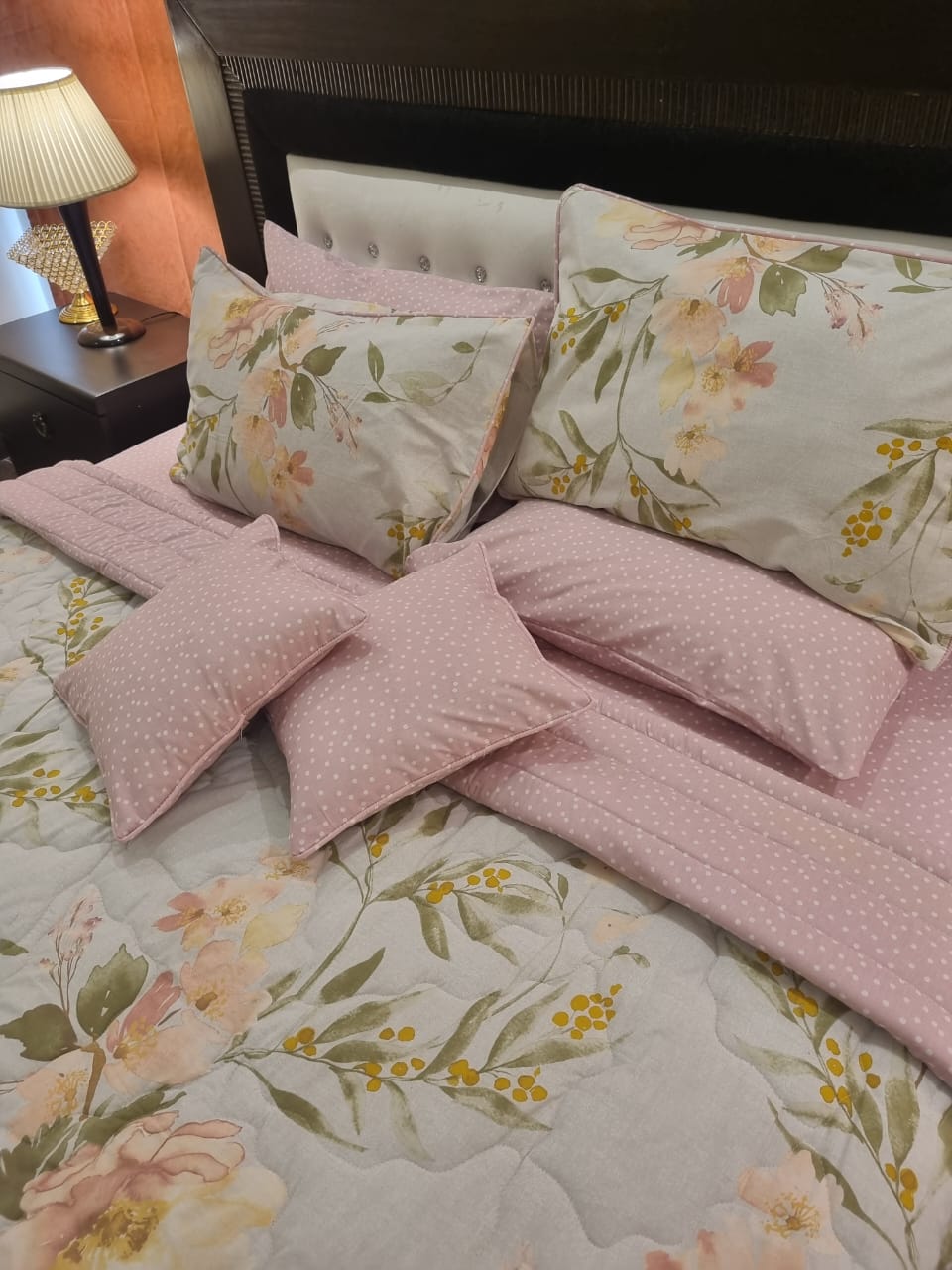 IV687 Cotton Comforter Set - Light Filling