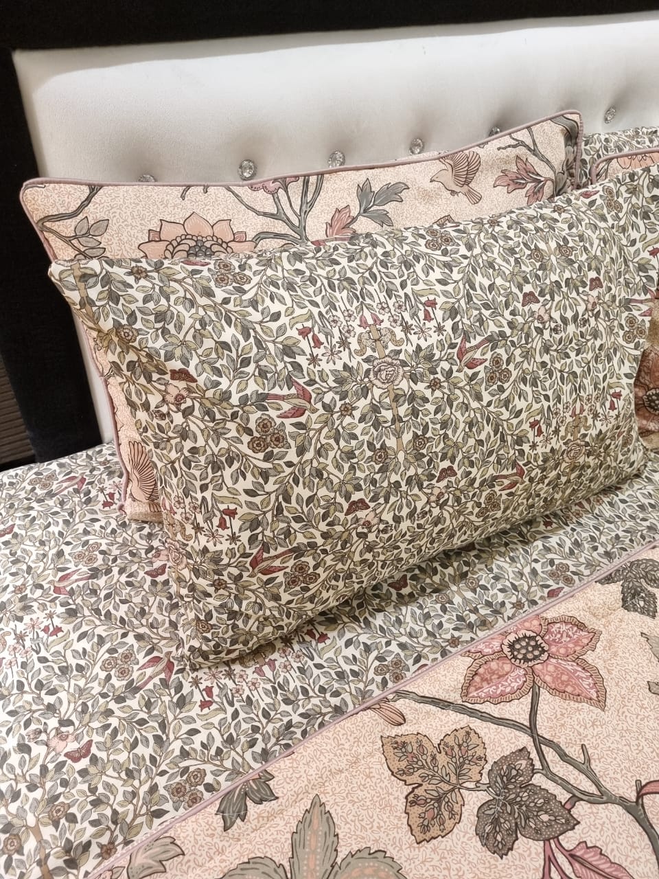 IV513 Cotton Comforter Set - Light Filling