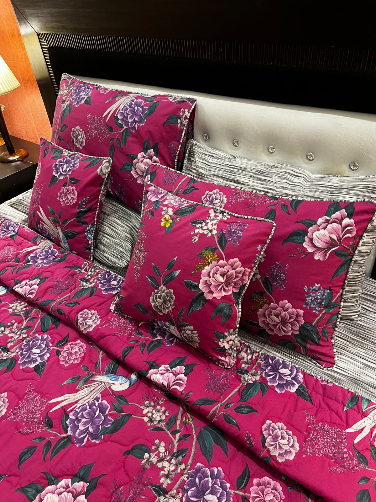 IV682 Cotton Comforter Set - Light Filling